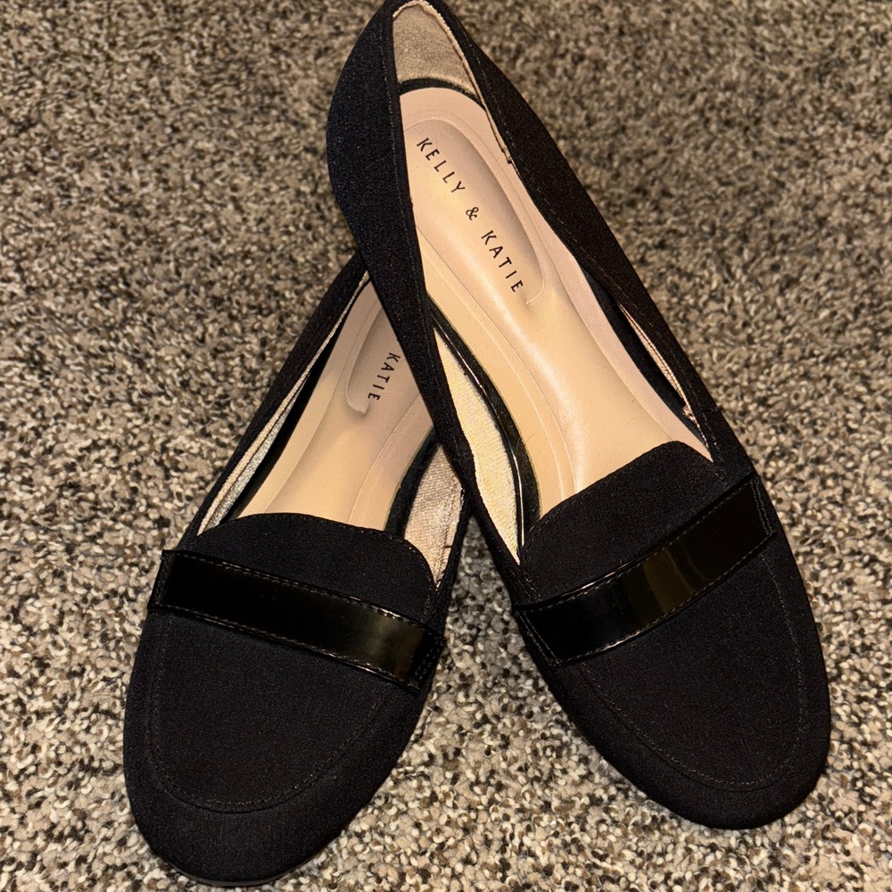 Kelly & Katie Elegant Black Flats
